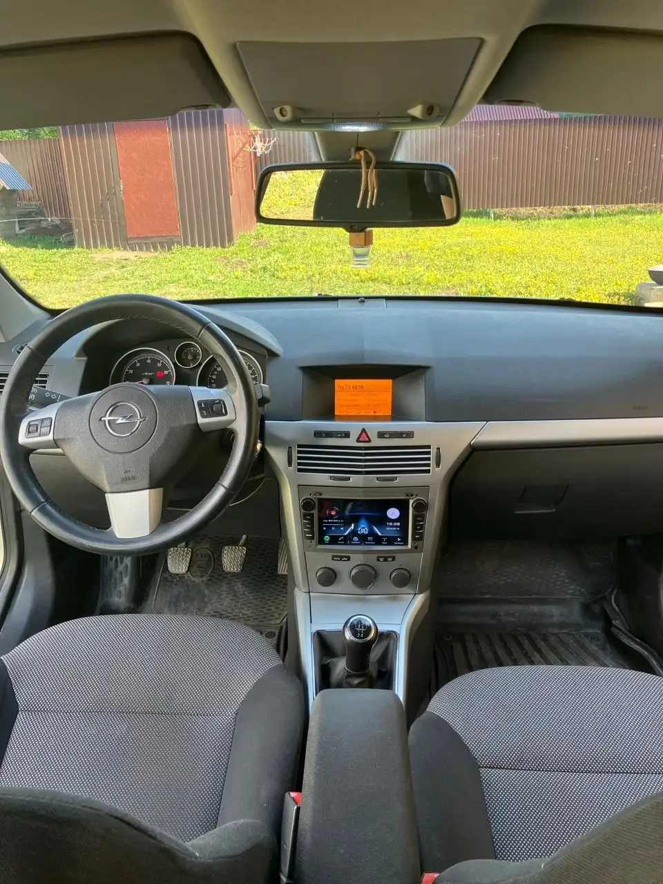 Opel Astra 2011 в отличном состоянии - Легковые автомобили (Авто) в Омск