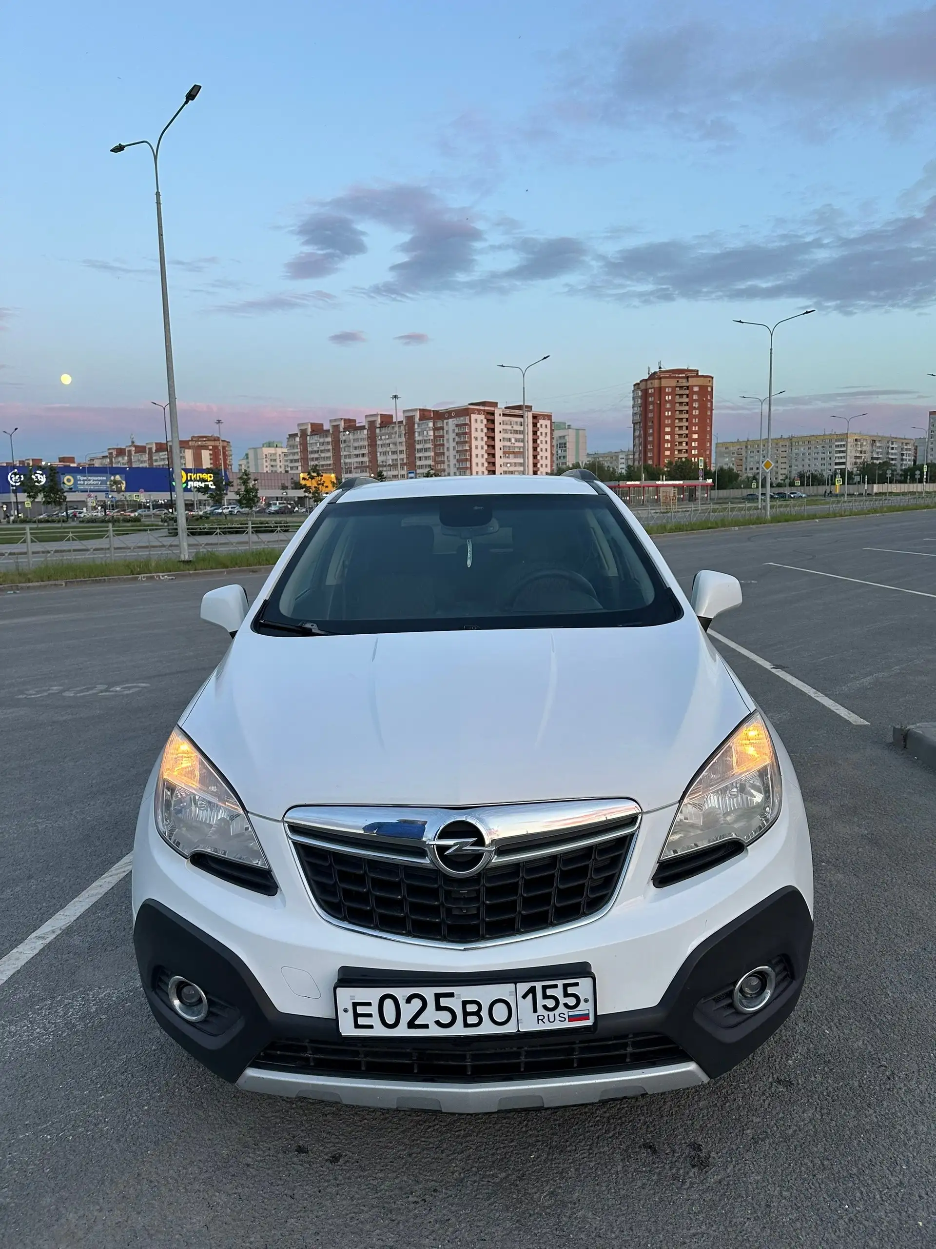 Opel Mokka 2014 - Автомобили (Авто) в Омск