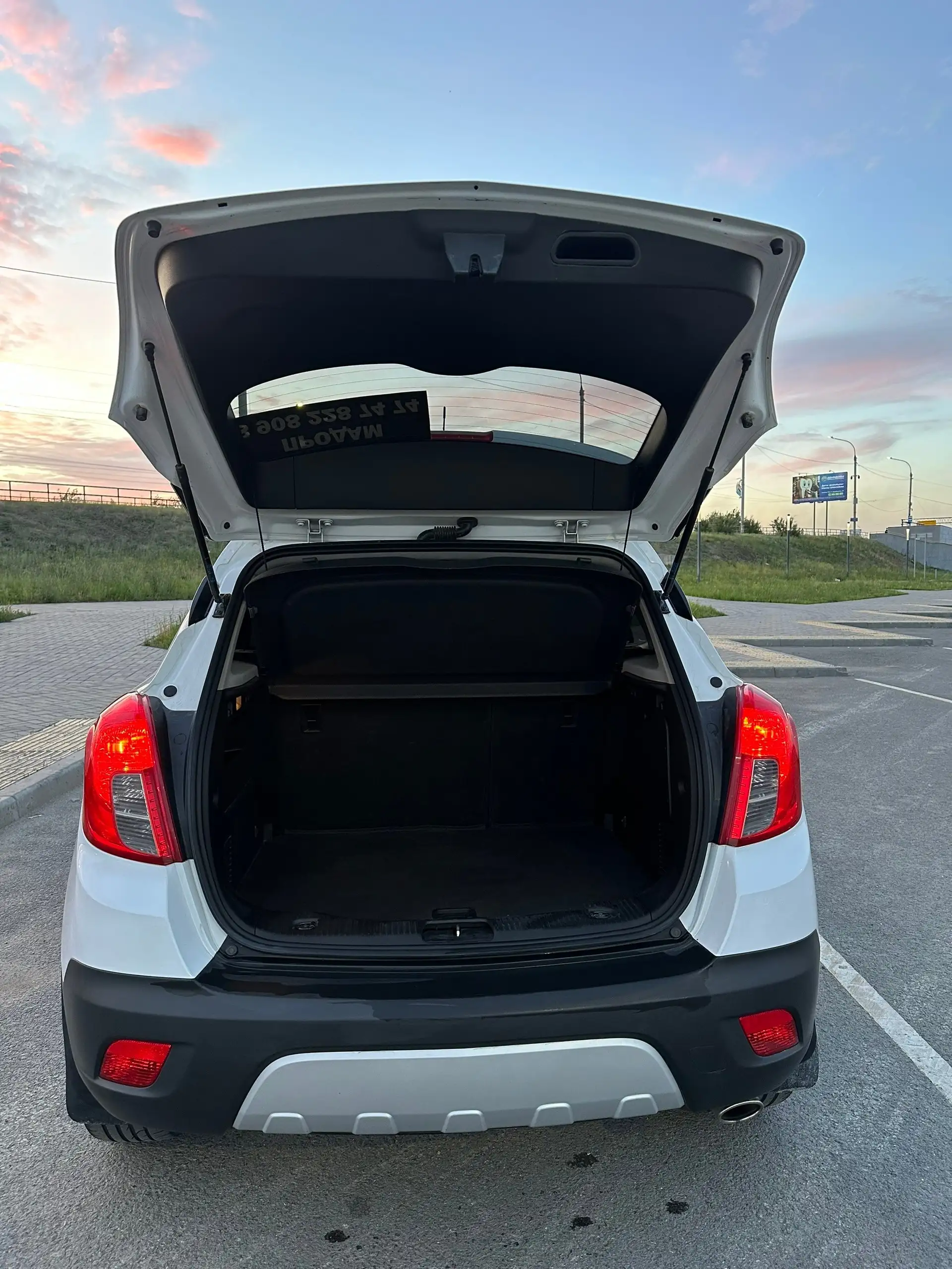 Opel Mokka 2014 - Автомобили (Авто) в Омск