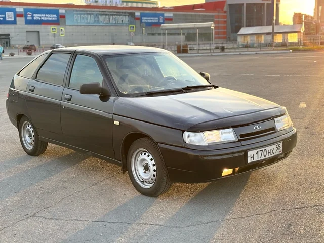 Продажа ВАЗ 2112 2006 года в Омске - Легковые автомобили в Омск