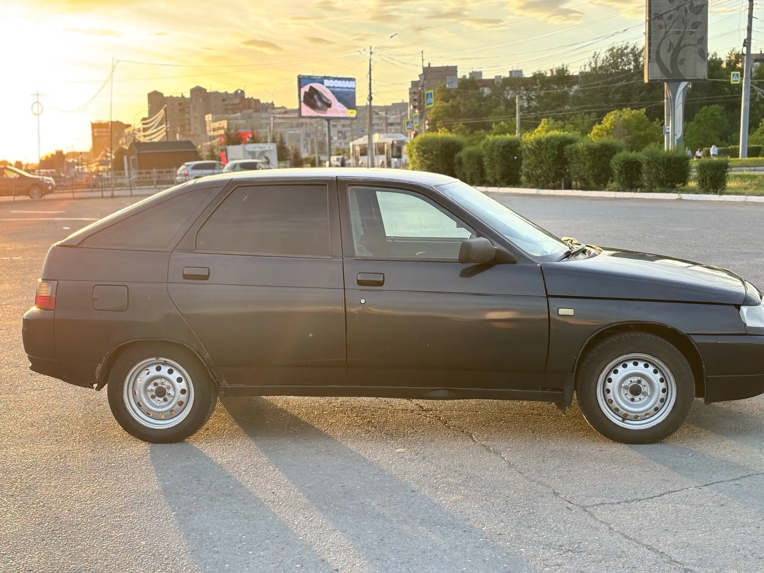 Продажа ВАЗ 2112 2006 года в Омске - Легковые автомобили (Авто) в Омск