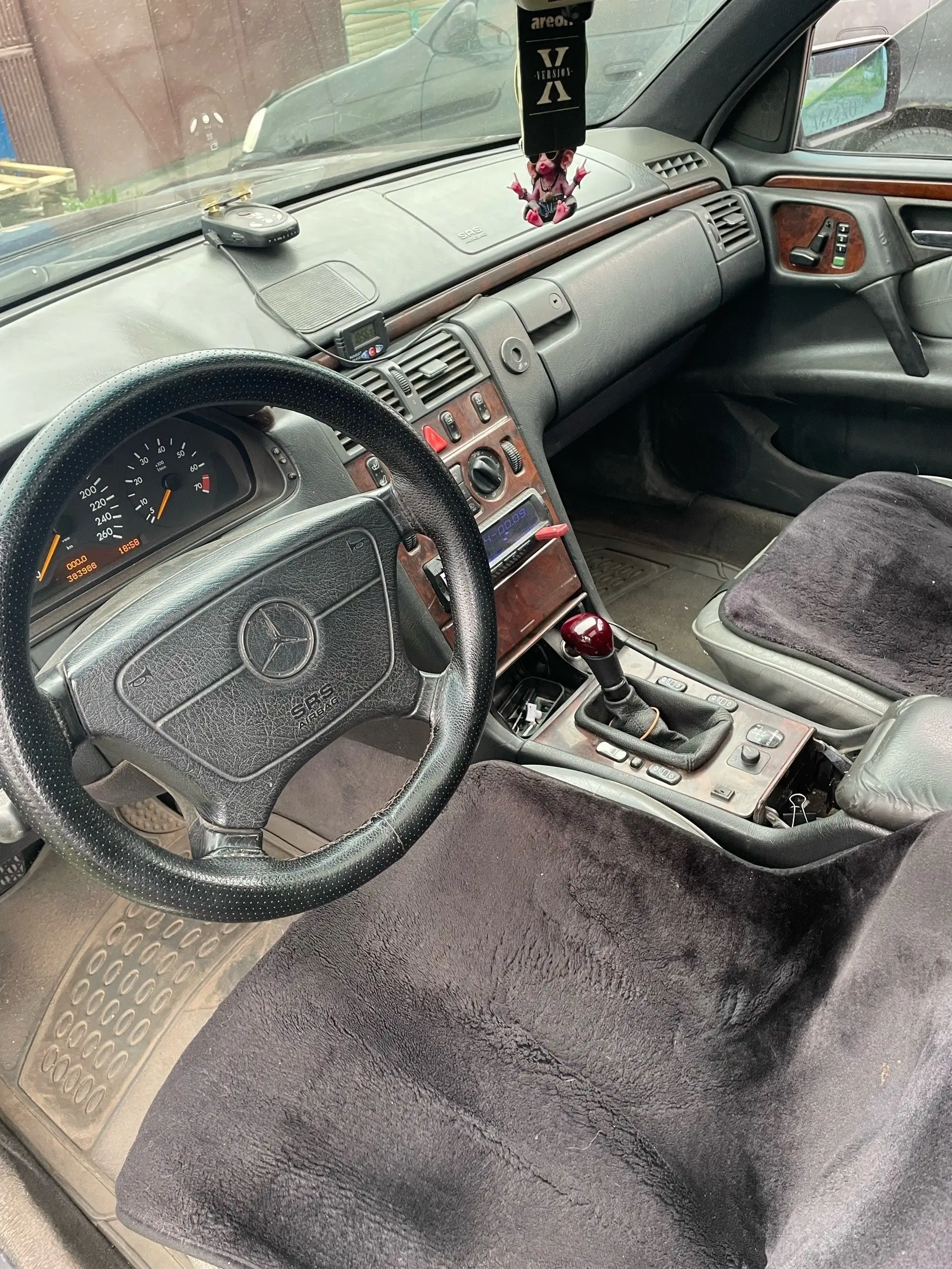 Продажа автомобиля 1998 года - Авто в Омск