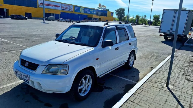 Honda CR-V RD1 1997 - Колёса и шины в Омск