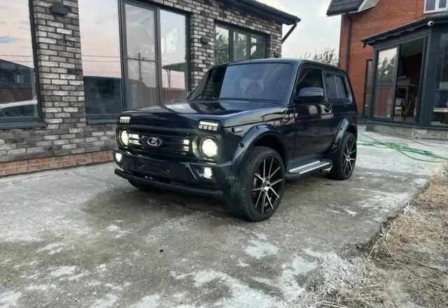 ВАЗ 2121 (4x4) 2012 - Авто в Омск