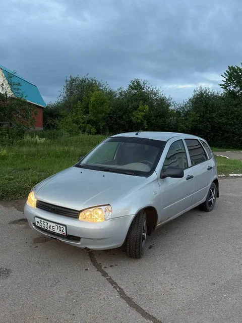 Lada Kalina 2011 - Автоэлектроника в Омск