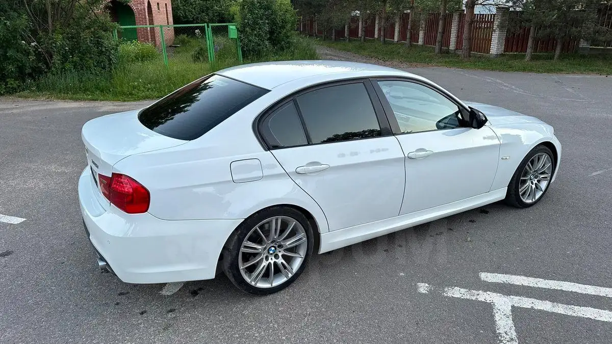 BMW 325i E90 рест 2011 - Легковые автомобили (Авто) в Омск