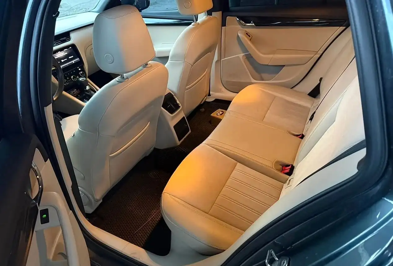 Skoda Octavia 2019 2.0 TDI DSG - Легковые автомобили (Авто) в Омск