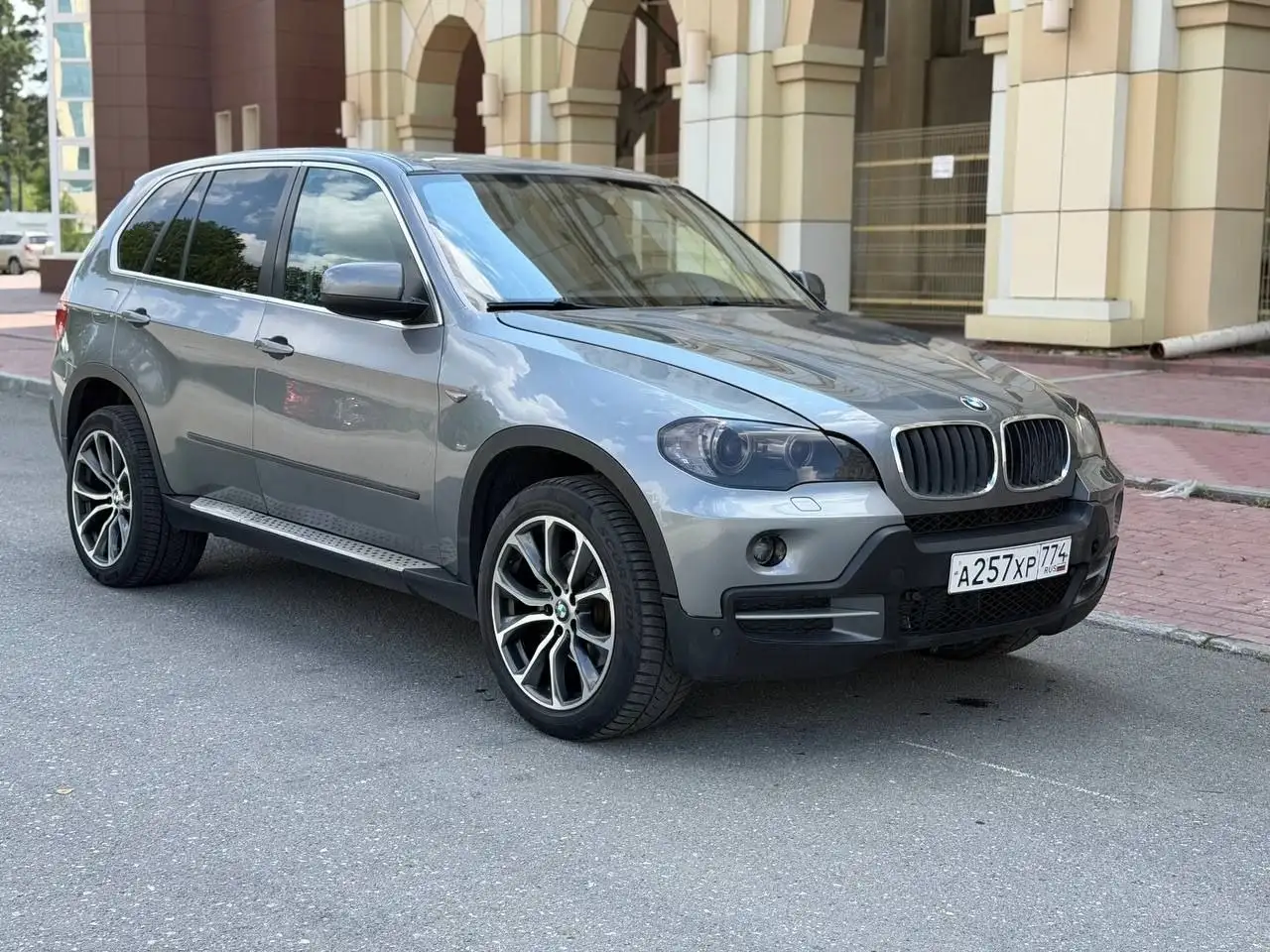 BMW X5 E70 - Легковые автомобили (Авто) в Омск