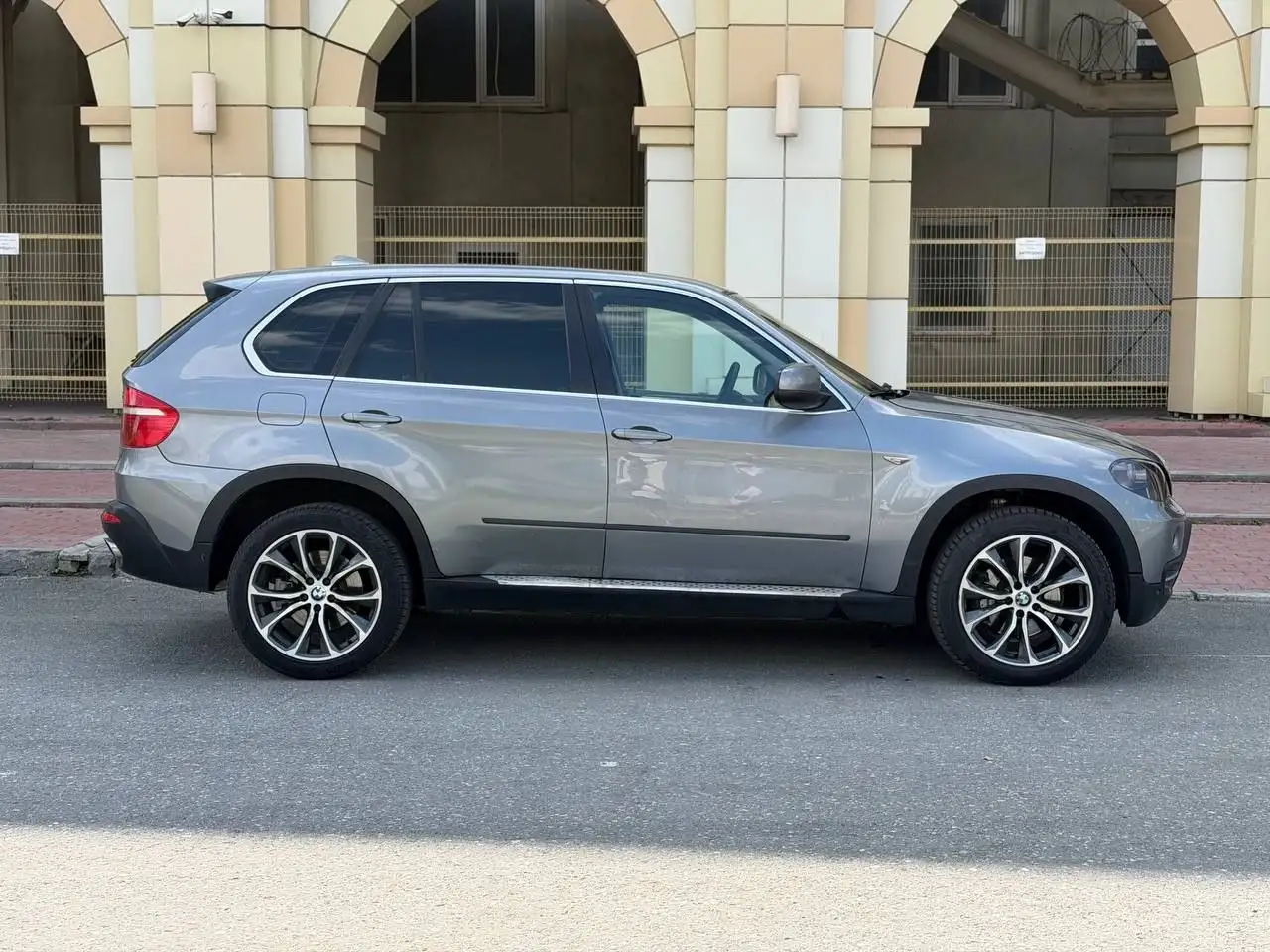 BMW X5 E70 - Легковые автомобили (Авто) в Омск