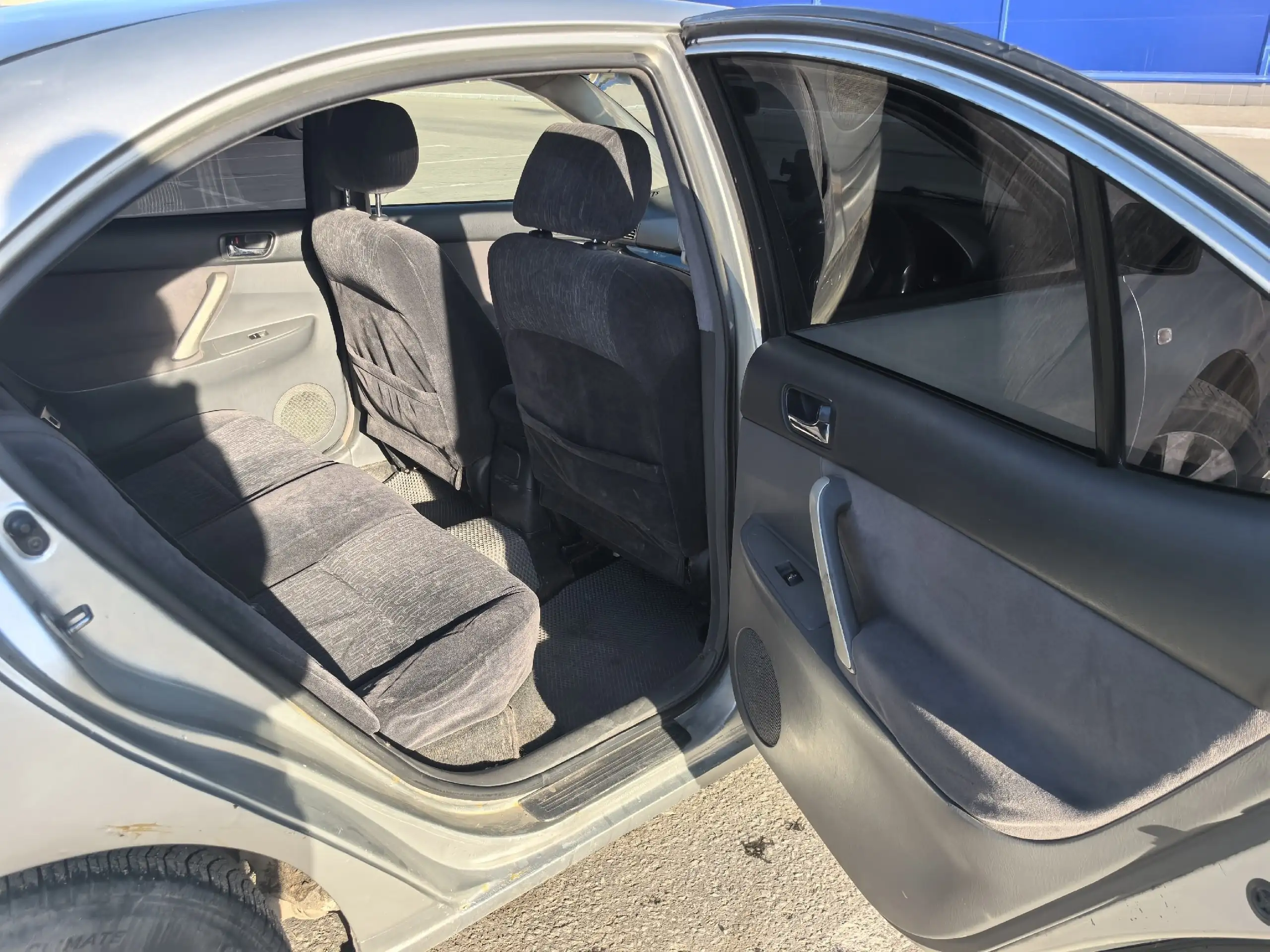 Продам Toyota - Легковые автомобили (Авто) в Омск