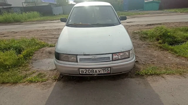 Продажа автомобиля 2004 г.в. - Автоэлектроника в Омск
