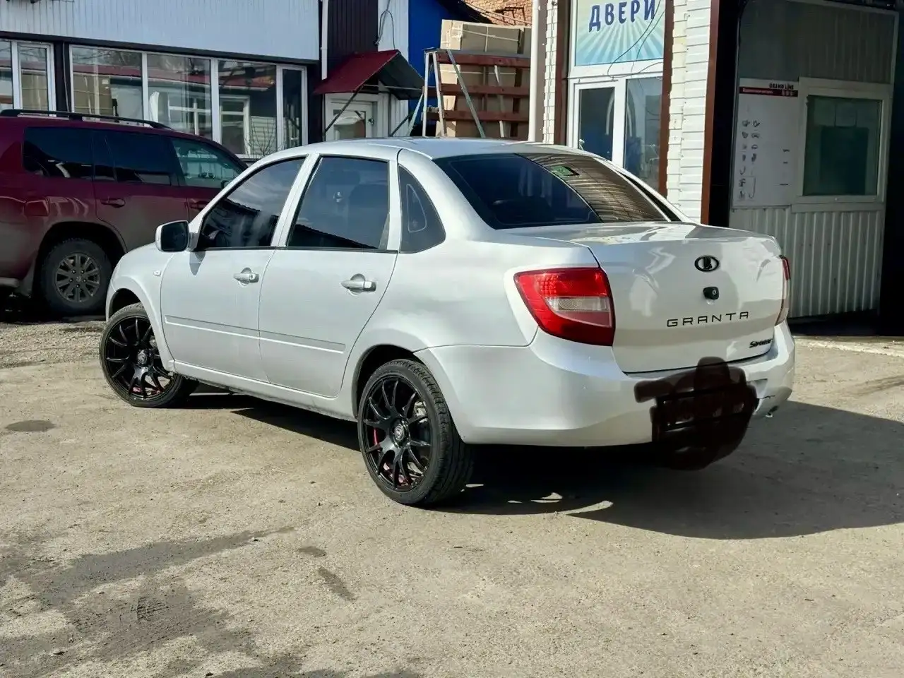 Продам колеса R17 - Шины и диски (Авто) в Омск