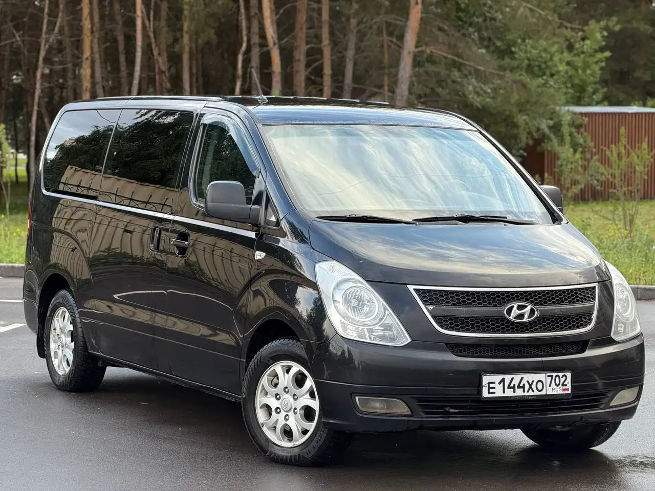 Hyundai H1 минивен 2011 - Шини в Казань