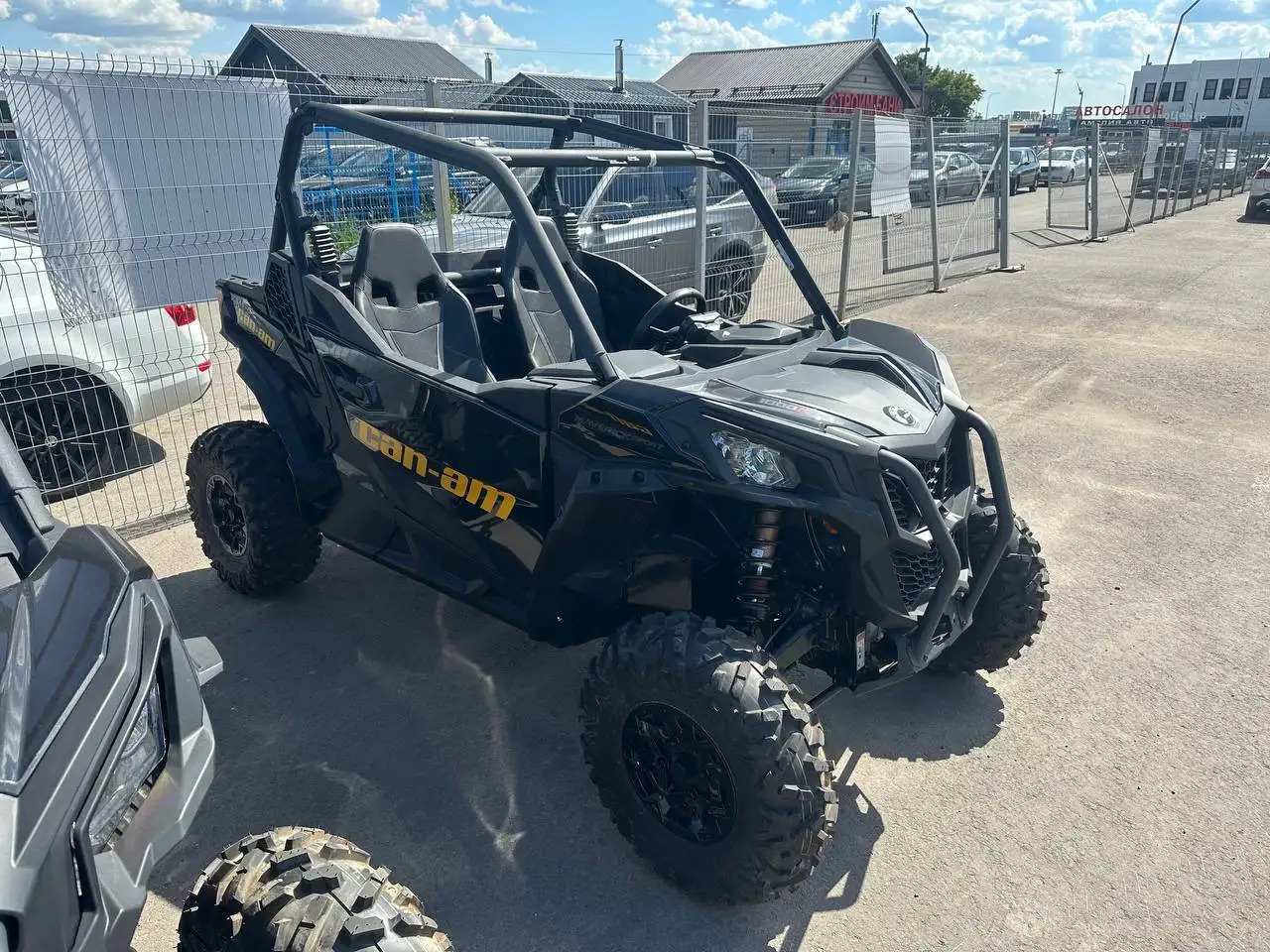 BRP CAN-AM Maverick Sport 1000R 2026 - Квадроциклы/Мотовездеходы (Авто) в Омск