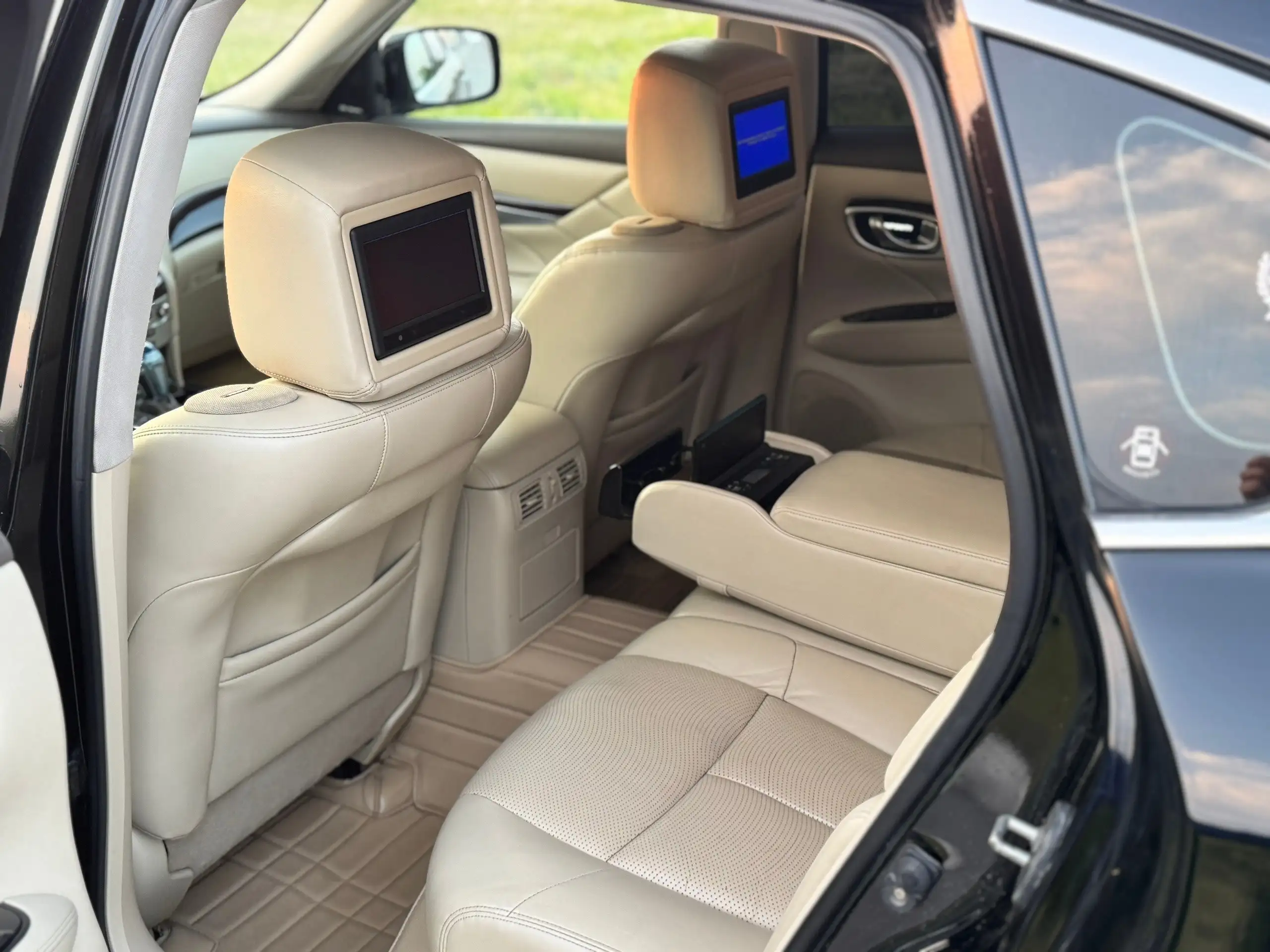 Mercedes-Benz W204 - Авто в Омск