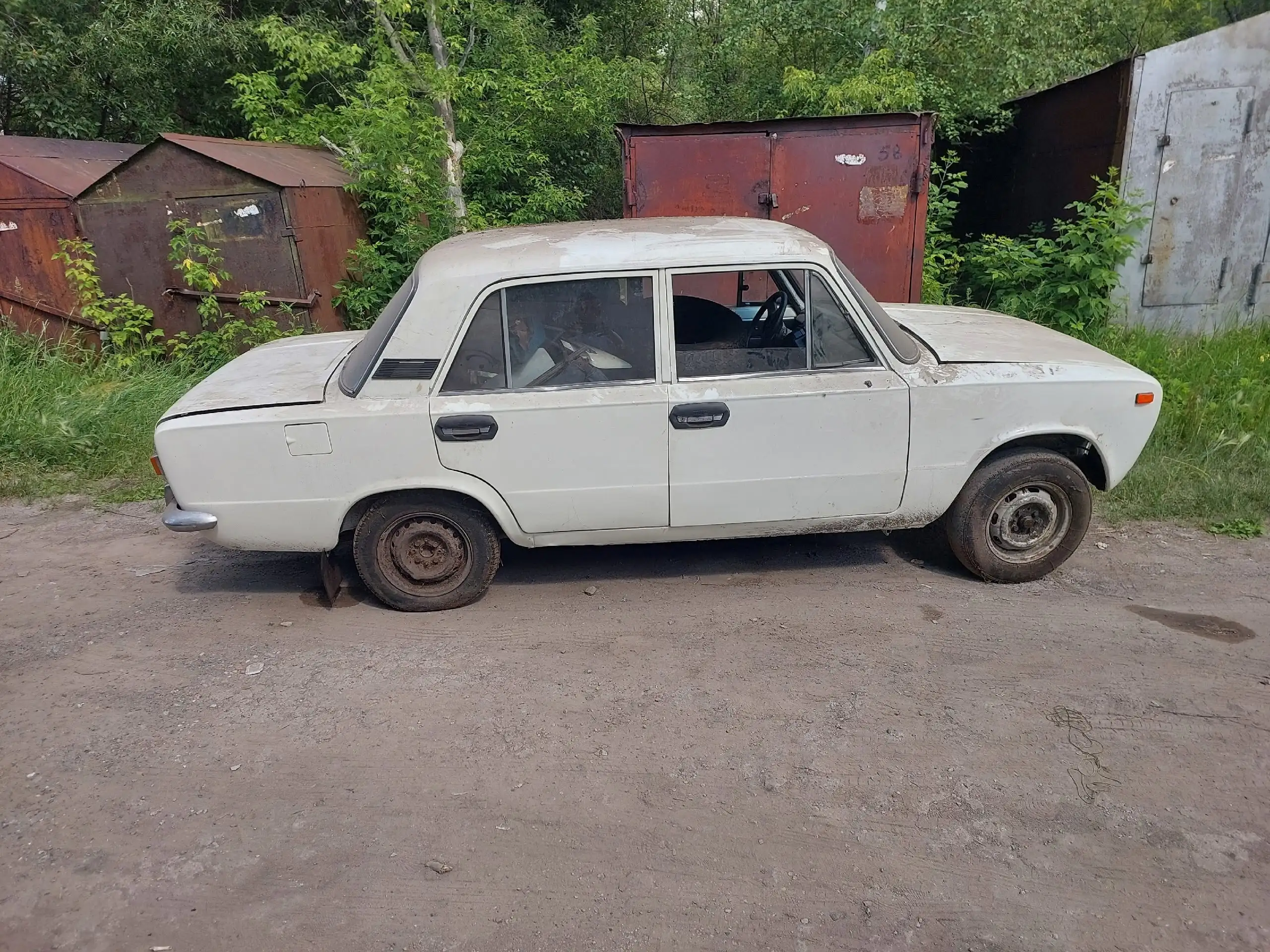 ВАЗ 2101 1974 года на запчасти - Запчасти (Авто) в Омск