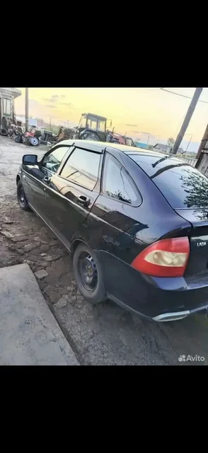 Продажа Lada Priora 2010 года - Колёса и шины в Омск