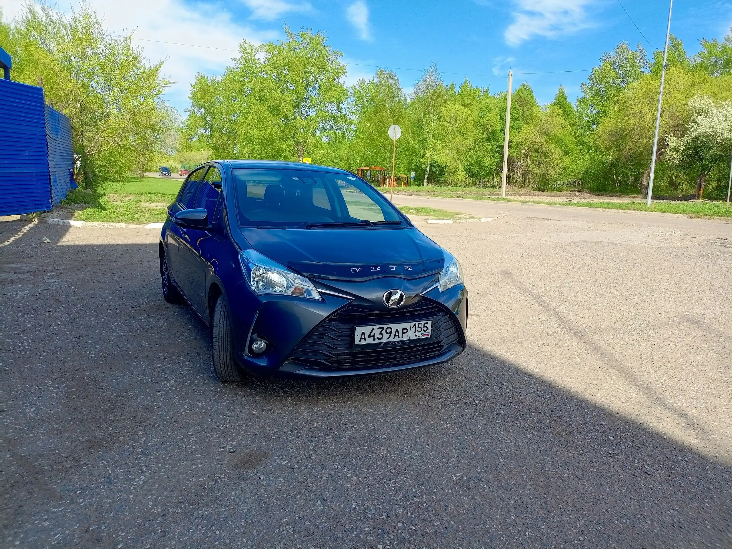 Toyota Vitz 2017 года в отличном состоянии - Легковые автомобили (Авто) в Омск