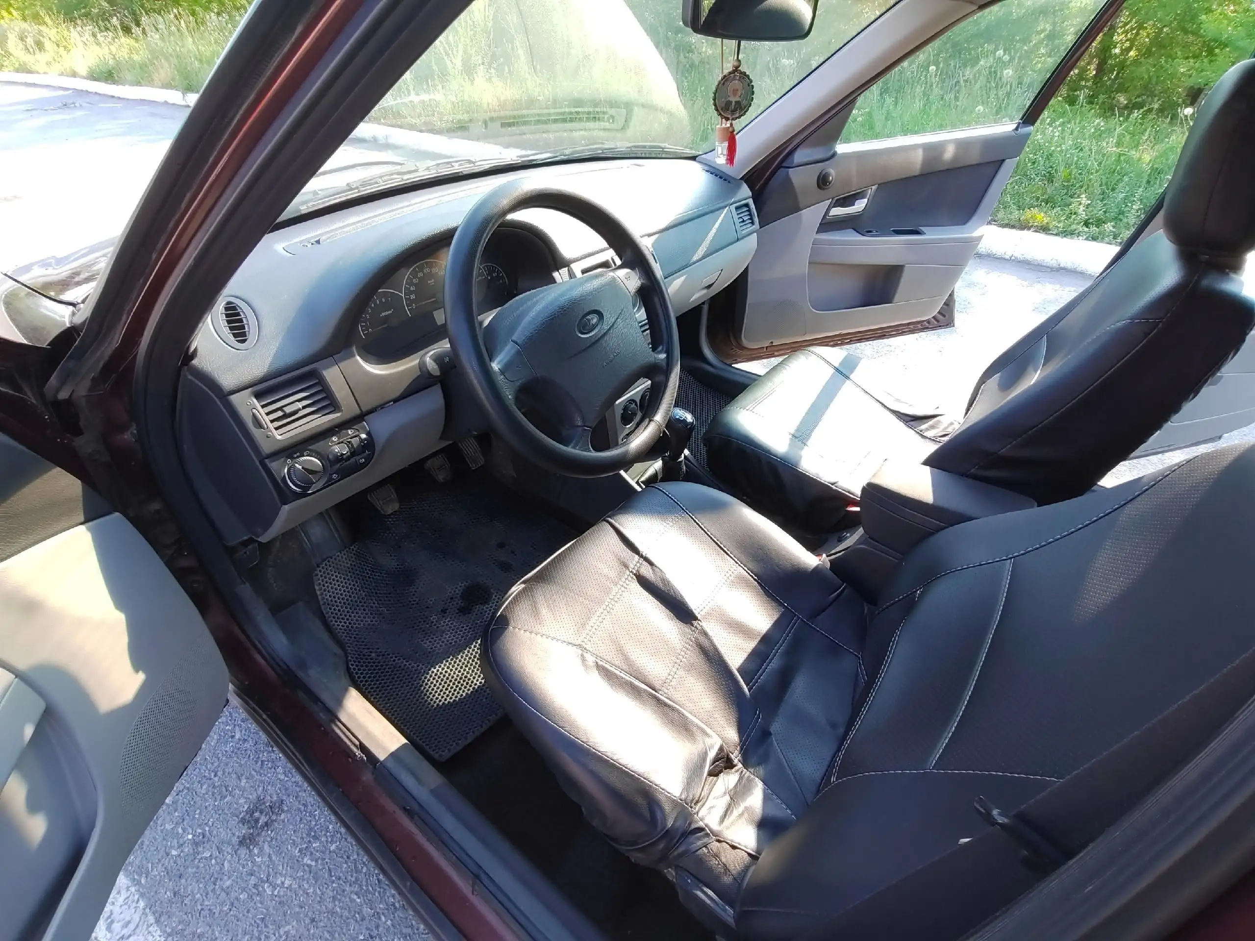 Lada Priora универсал 2011 - Легковые автомобили (Авто) в Омск