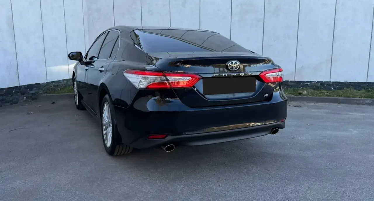 Toyota Camry 2018 - Легковые автомобили (Авто) в Омск