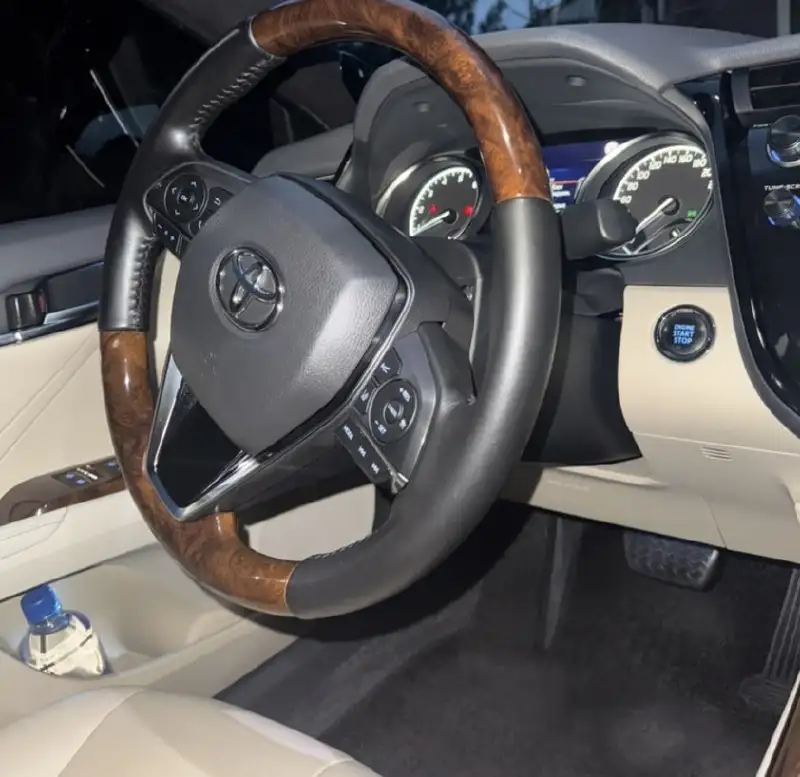Toyota Camry 2018 - Легковые автомобили (Авто) в Омск