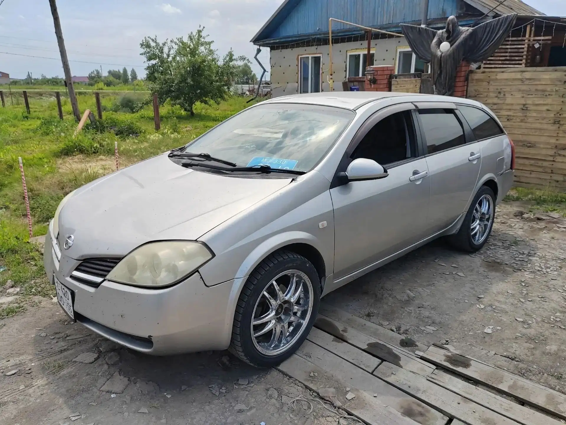Nissan Primera 2003 на газу - Легковые автомобили (Авто) в Омск