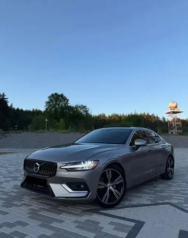 Volvo S60 2019 III поколение в Омске - Volkswagen Passat B5 в Омск