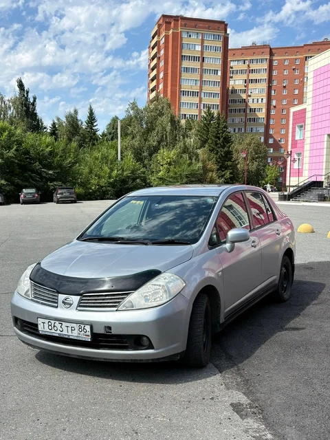 Nissan Tiida Latio 2006 - Легковые автомобили в Омск