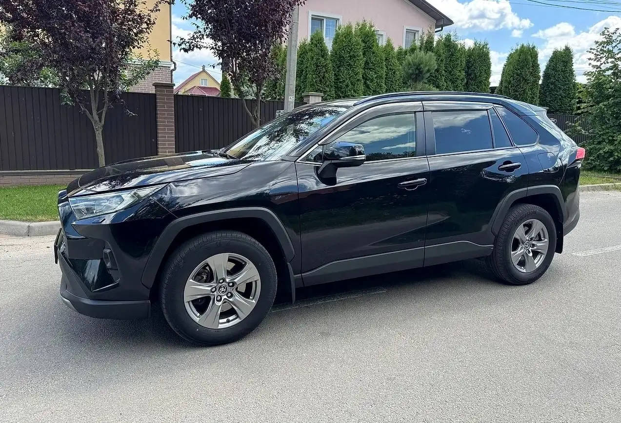 Toyota RAV4 2022 2.0 AWD - Внедорожники и кроссоверы (Авто) в Омск