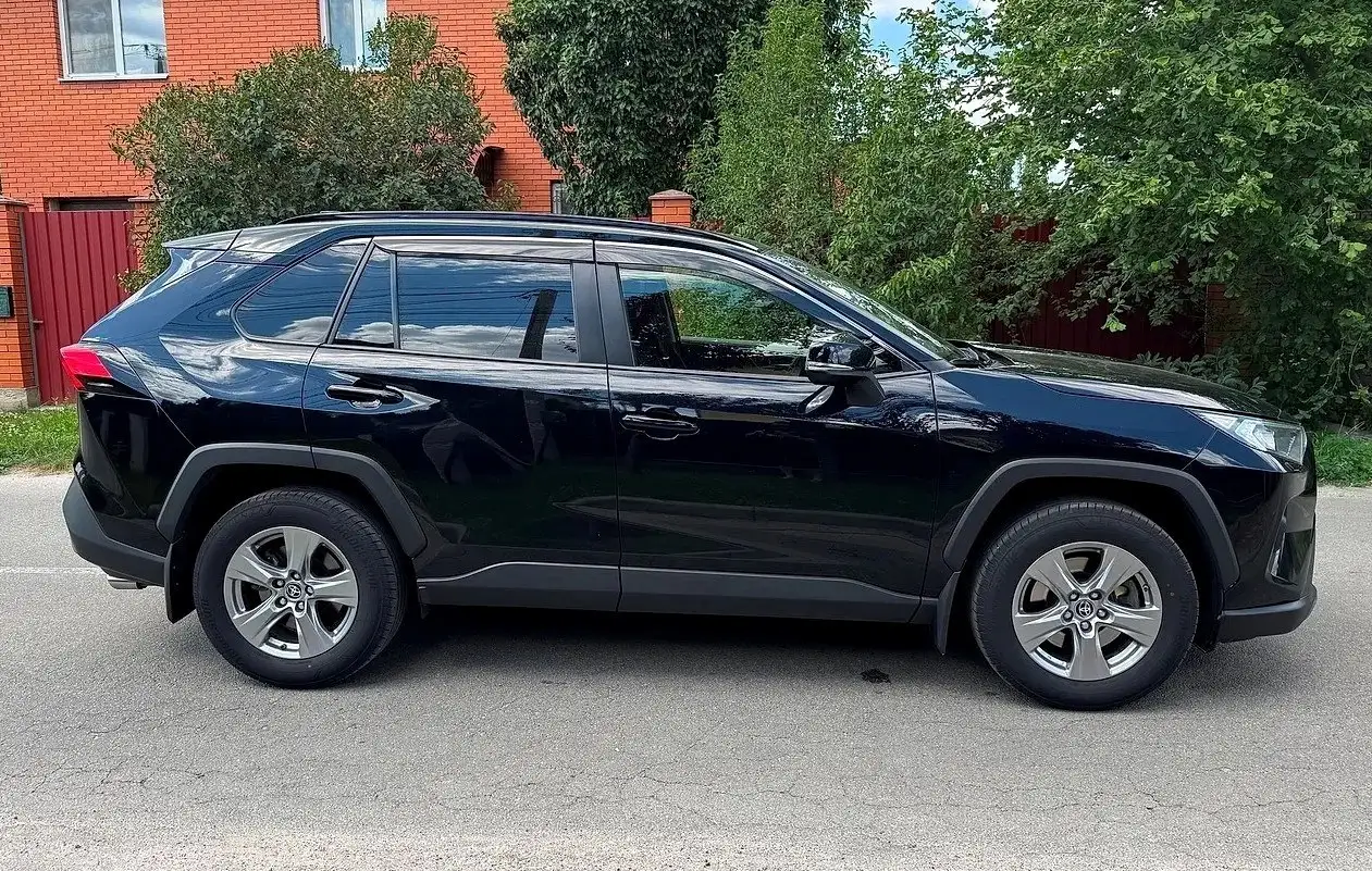 Toyota RAV4 2022 2.0 AWD - Внедорожники и кроссоверы (Авто) в Омск