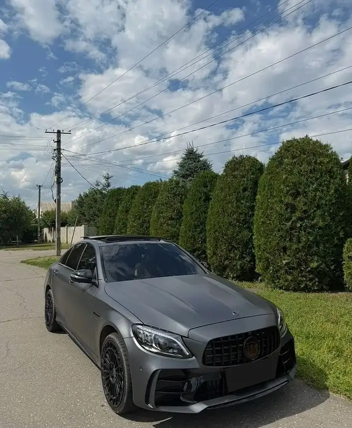 Mercedes-Benz C-Class 2019 - Легковые автомобили (Авто) в Омск