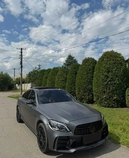 Mercedes-Benz C-Class 2019 - Легковые автомобили в Омск