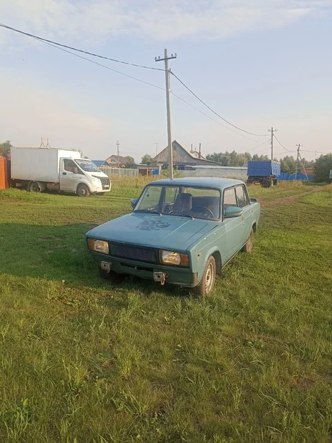 Продам Пятиграник 2003г - Легковые автомобили в Омск