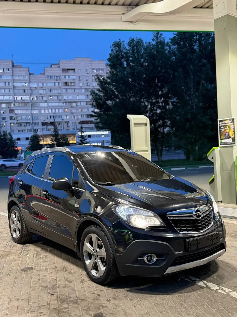 Мокка 2012, 1.8 автомат, 4х4, богатая комплектация - Внедорожники (Авто) в Омск