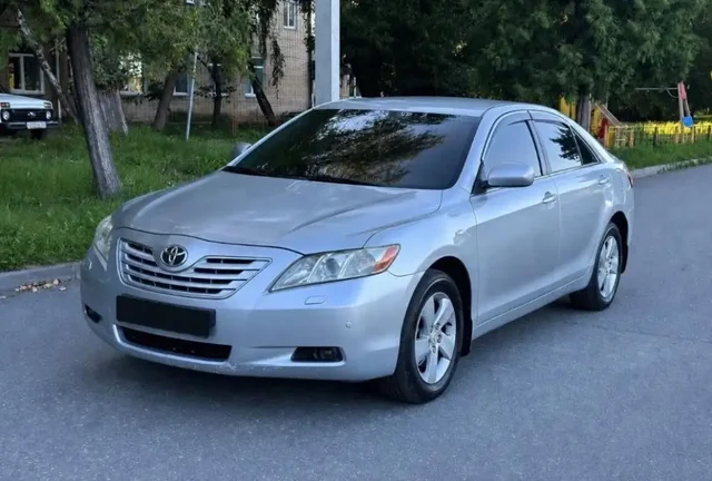 Toyota Camry 40, 2008 год - частное объявление в Омск