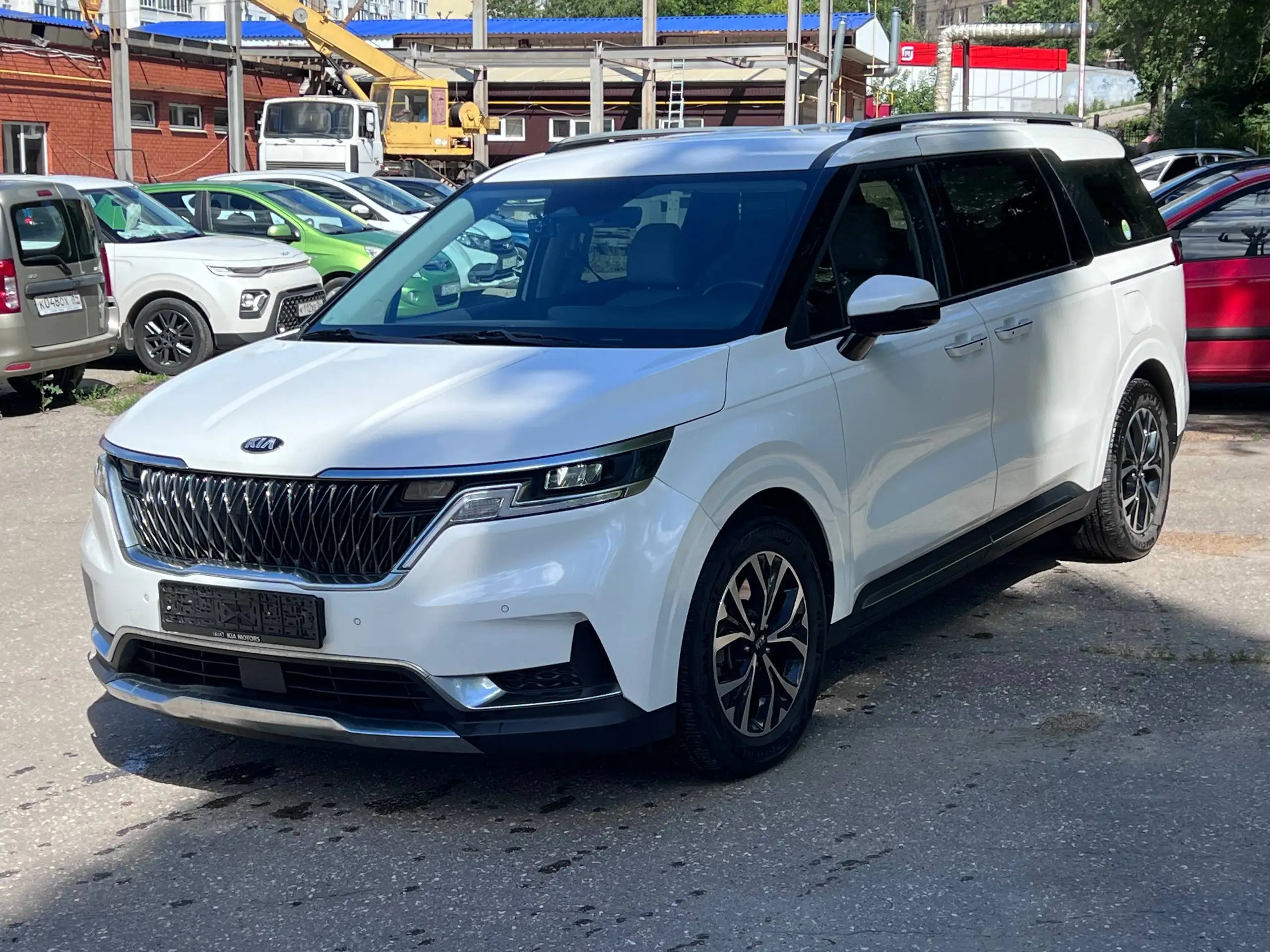 Kia Carnival 2022, дизель, 9 мест - Авто в Саратов