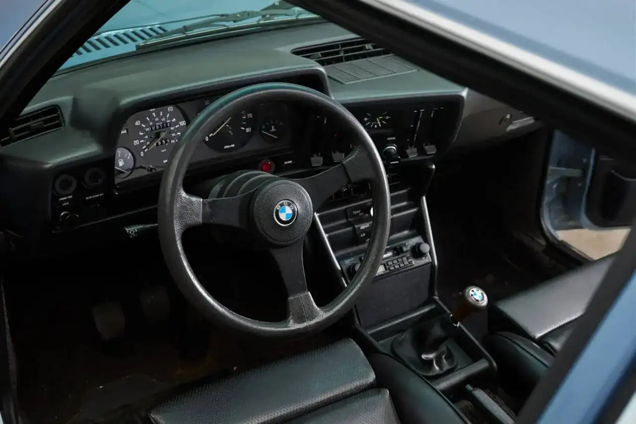 BMW 320i 1977 года простояла в гараже 50 лет - Легковые автомобили (Авто) в Омск