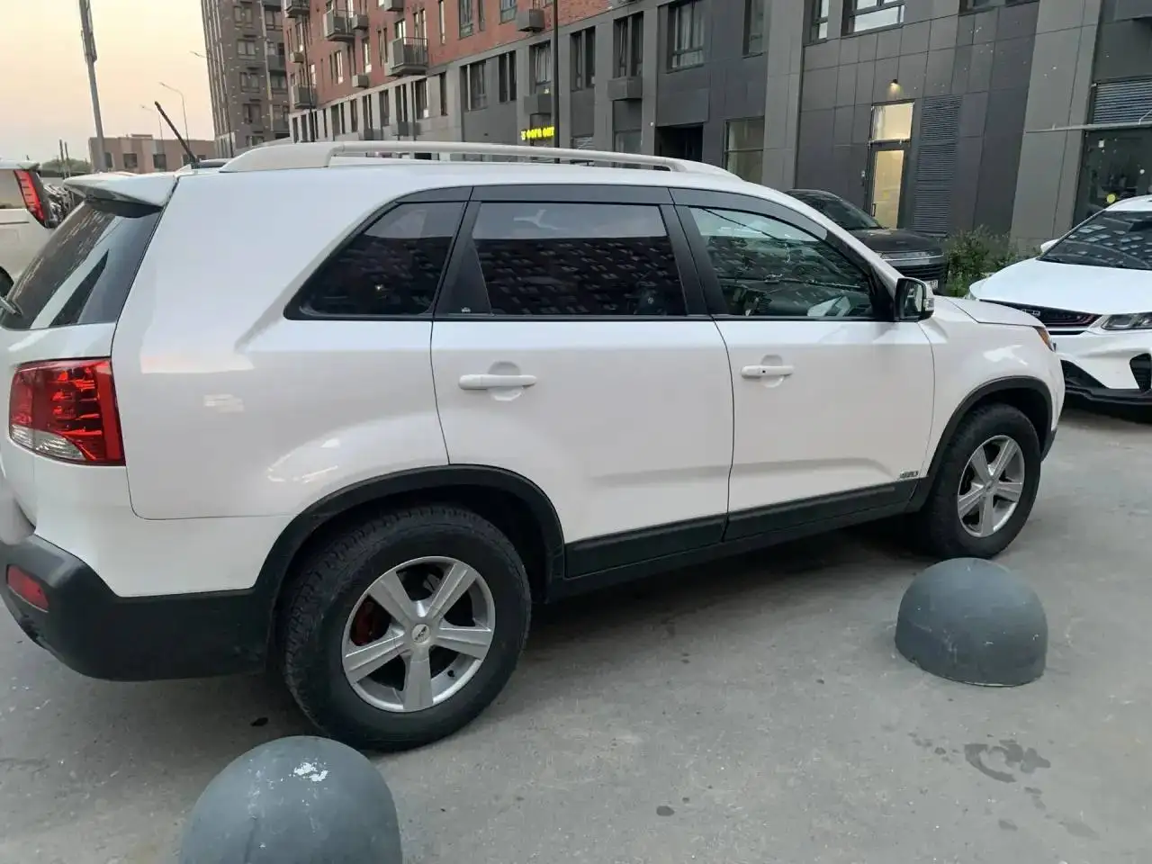 Kia Sorento 2012, 2.4 бензин - Авто в Москва
