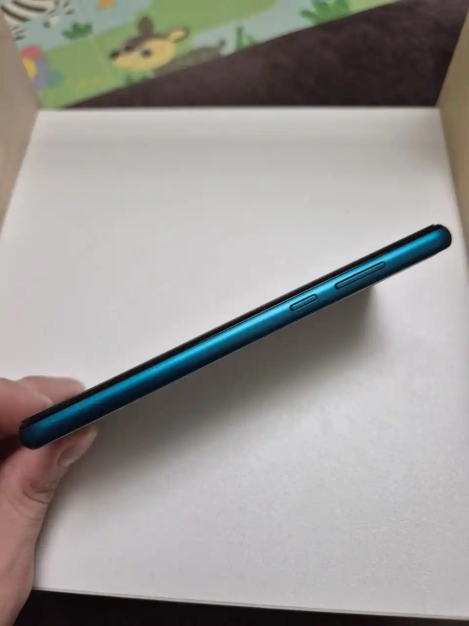 Продам Huawei Y6Р 64гб изумрудно-зеленый