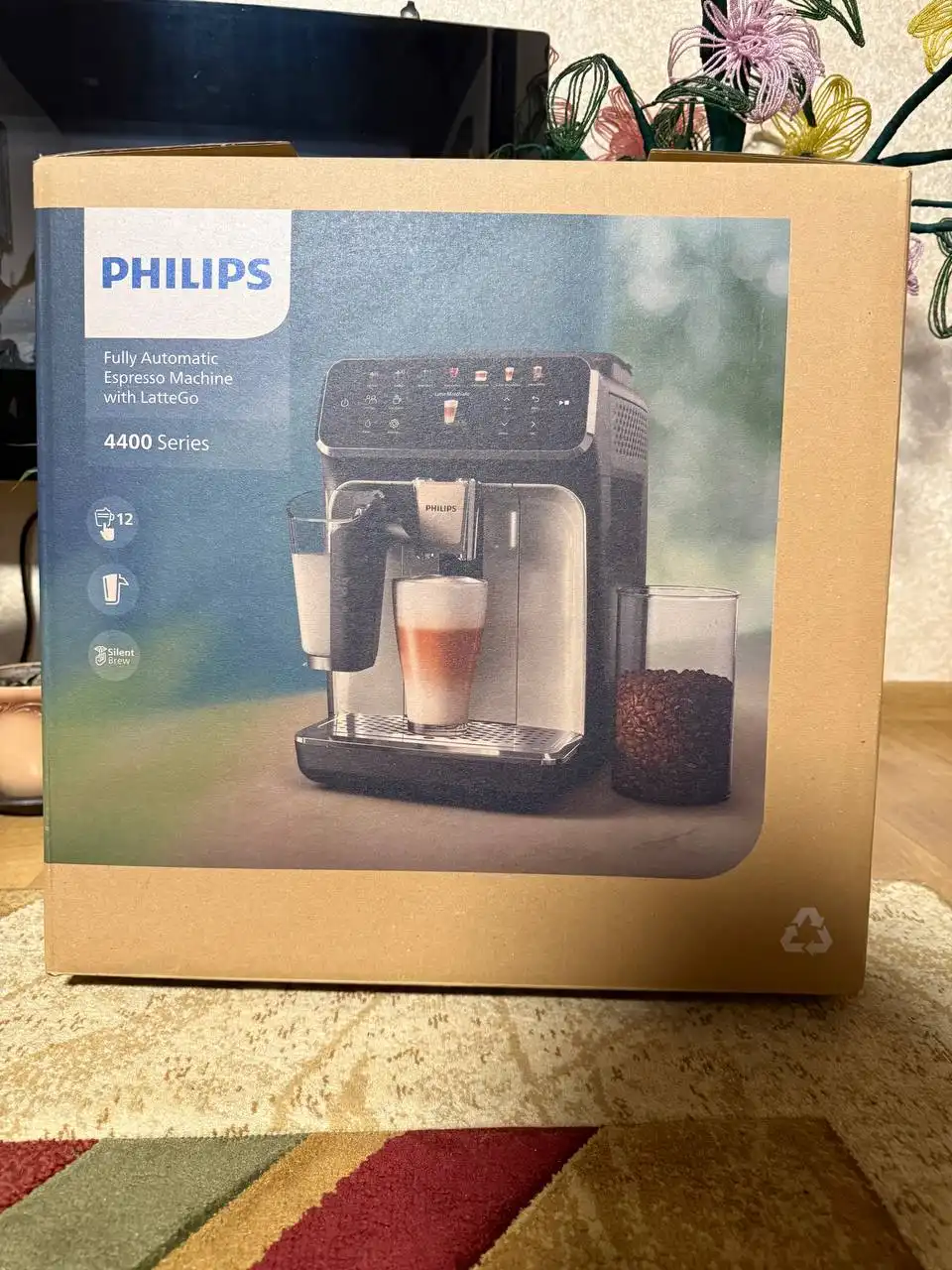Кофемашина Philips LatteGo 4446/70