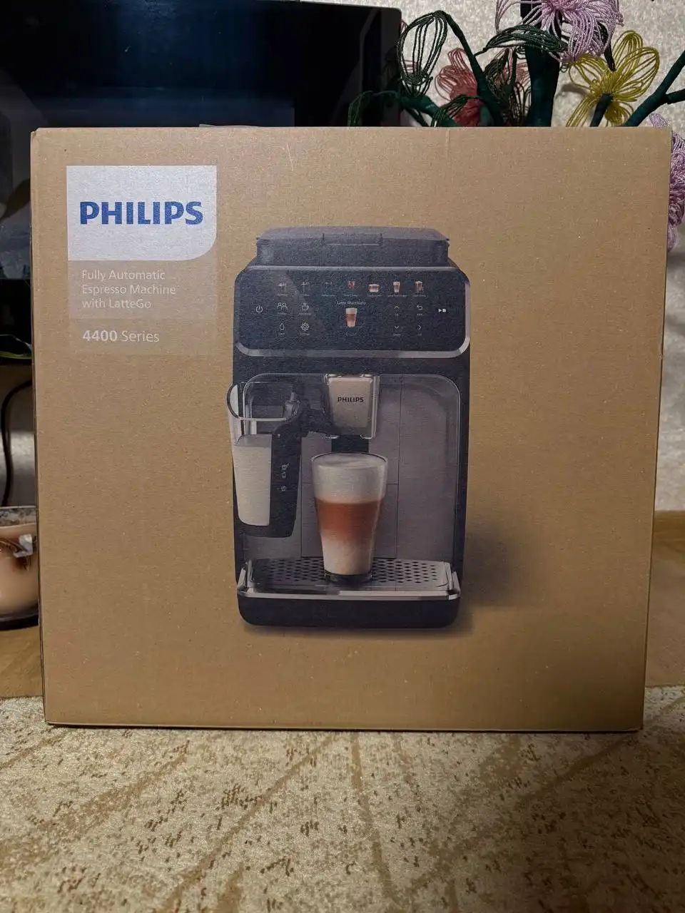 Кофемашина Philips LatteGo 4446/70