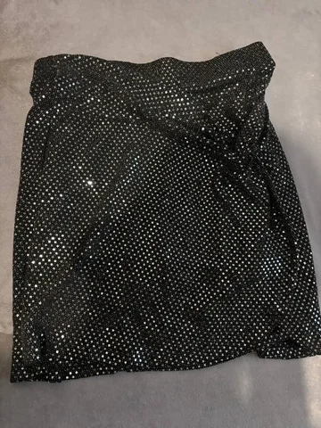 Отдаю одежду размера M - частное объявление в Дзержинск-Фаниполь