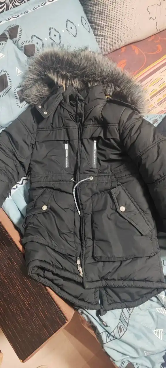 Продам зимние куртки в хорошем состоянии