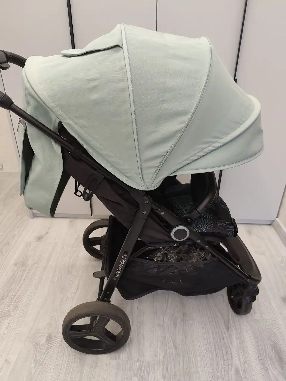 Детская коляска в хорошем состоянии