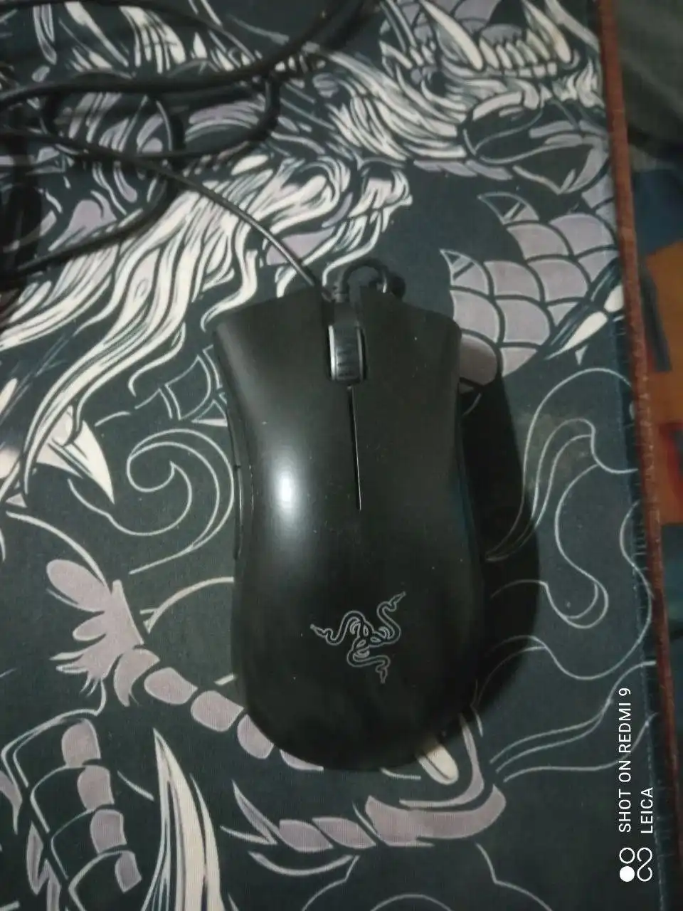 Продам мышь с ковром