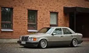 Куплю Mercedes-Benz W124
