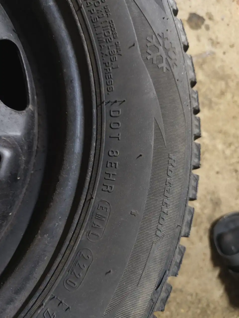 Зимняя резина с дисками 175/70 R14 для VAG Polo Skoda