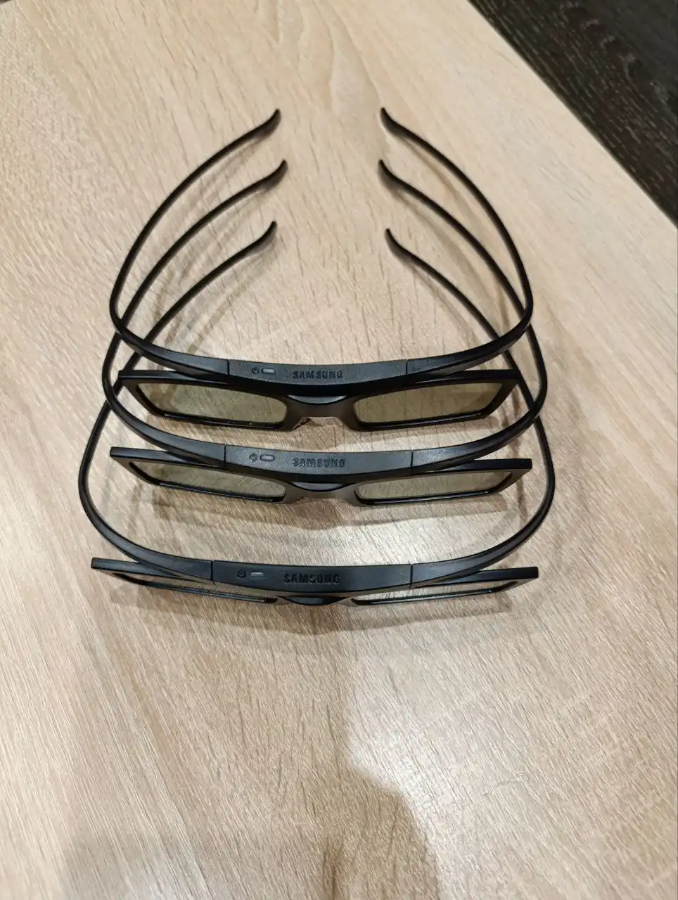 Телевизор Samsung UE40F6400 и 3D-очки Samsung SSG-5100GB - Телевизоры (Электроника) в Дзержинск