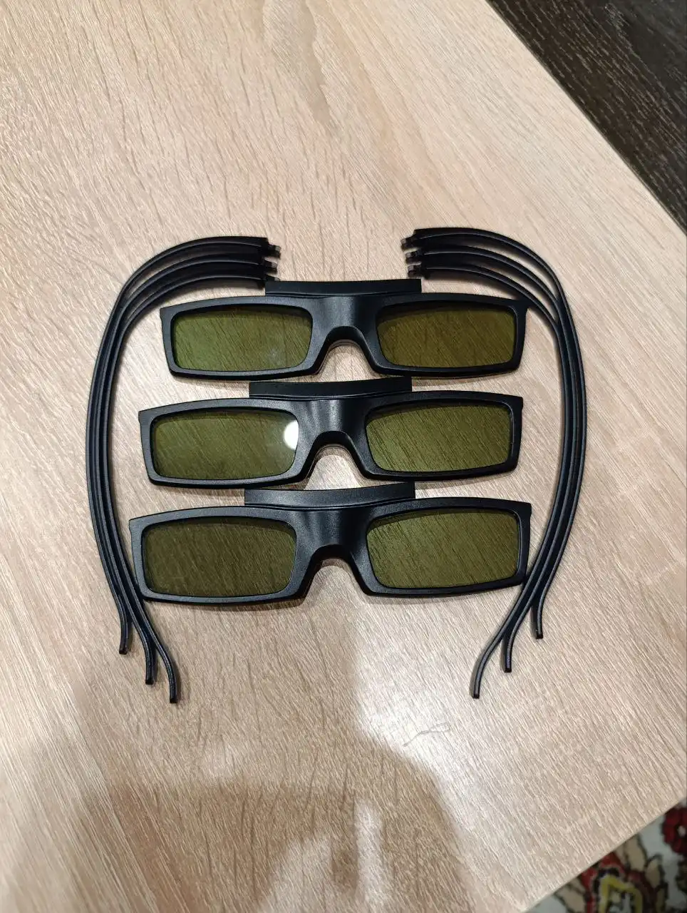 Телевизор Samsung UE40F6400 и 3D-очки Samsung SSG-5100GB - Телевизоры и аксессуары (Электроника) в Дзержинск