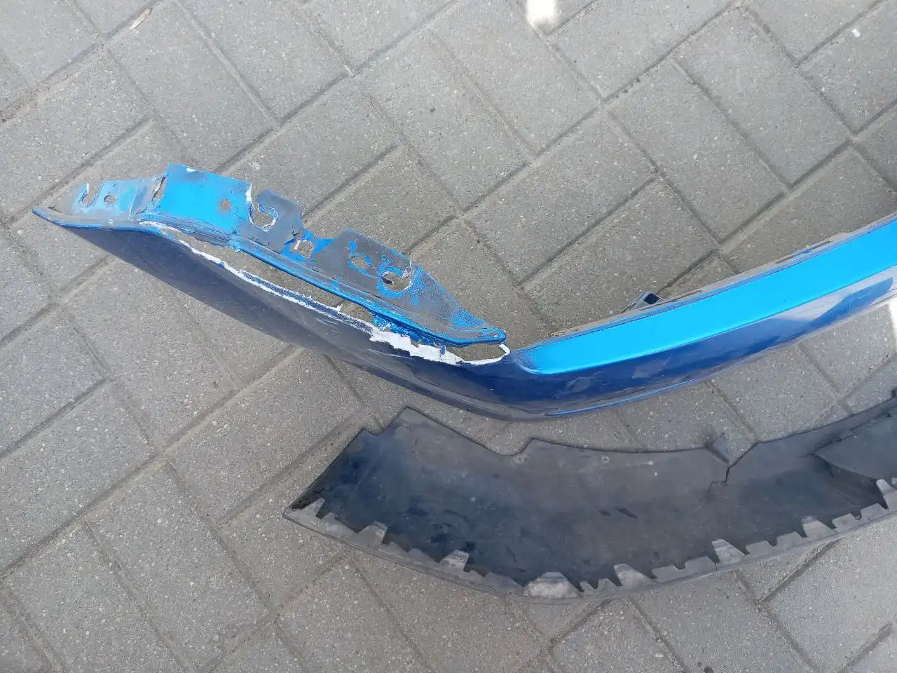 Продажа переднего бампера Ford Focus II 2006 года - Автозапчасти (Запчасти) в Дзержинск